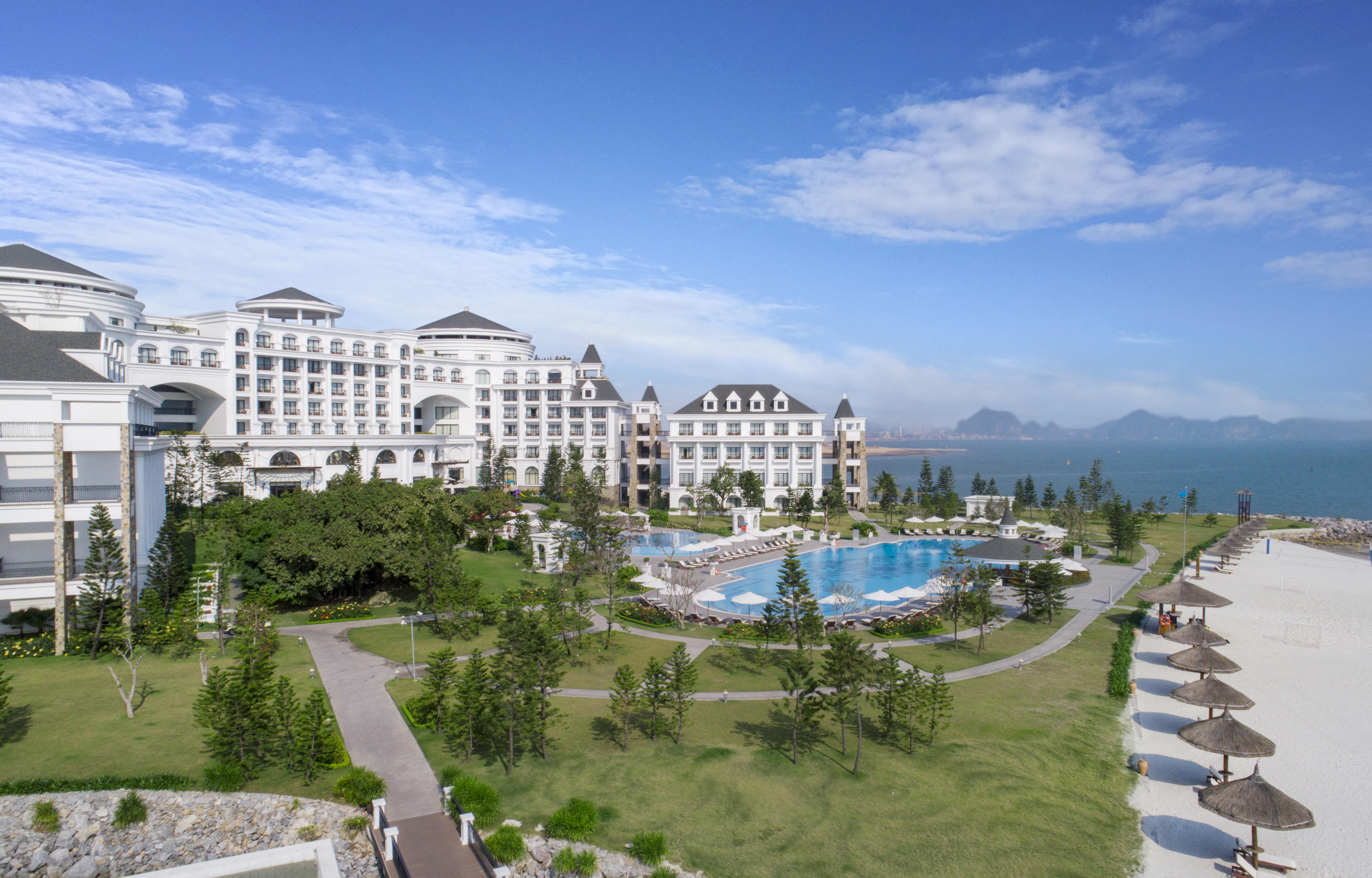 วินเพิร์ล รีสอร์ต แอนด์ สปา ฮาลอง Hotel ภายนอก รูปภาพ